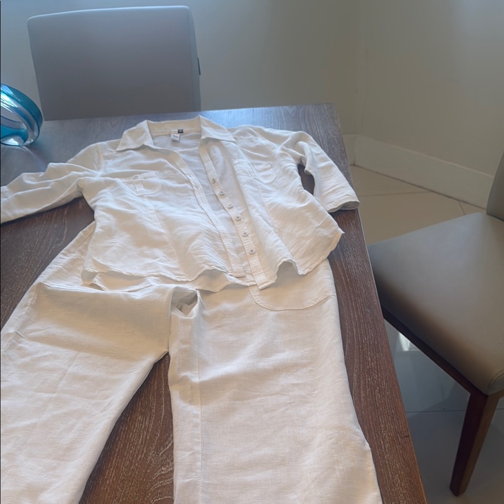 H&M Cream Trousers Relaxed Fit Casual